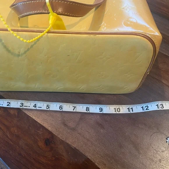 LV YELLOW VERNIS ZIP BAG - Picture 10 of 11